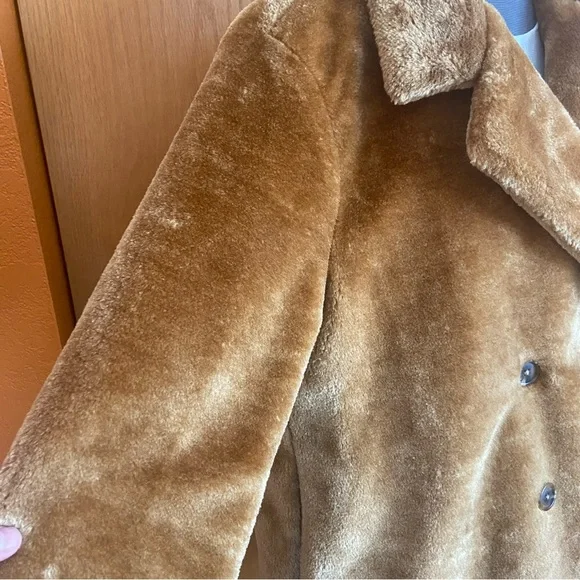 Wild Fable Faux Fur Coat - Picture 5 of 11